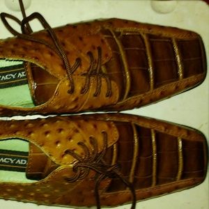 Boys Stacey Adams size 2.5